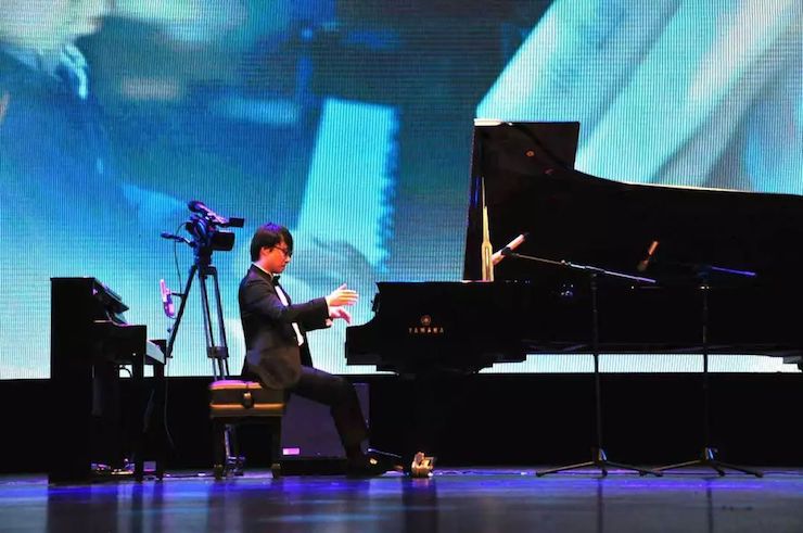 云顶集团艺术家宋思衡“80后的时光机”多媒体音乐会内蒙古巡演圆满落幕